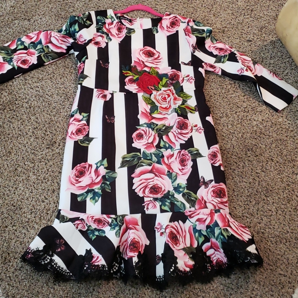 Stripe/Floral trumpet flare Dress.